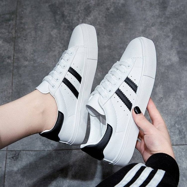 Women Casual Shoes Female Casual Women Sneakers Flats Girl Breathble Vulcanized Shoes Lace Up White Shoes Zapatos De Mujer